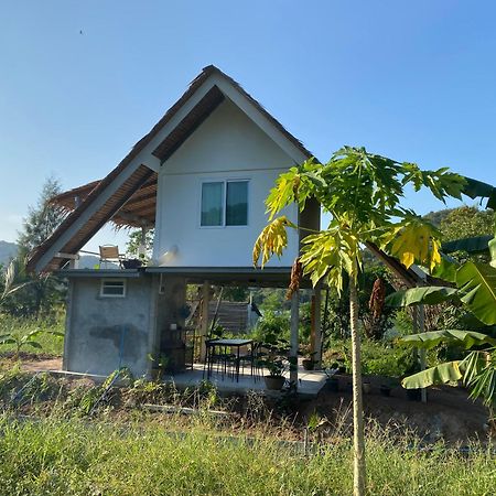 Royal Mountain View Villa Ratchaburi Buitenkant foto