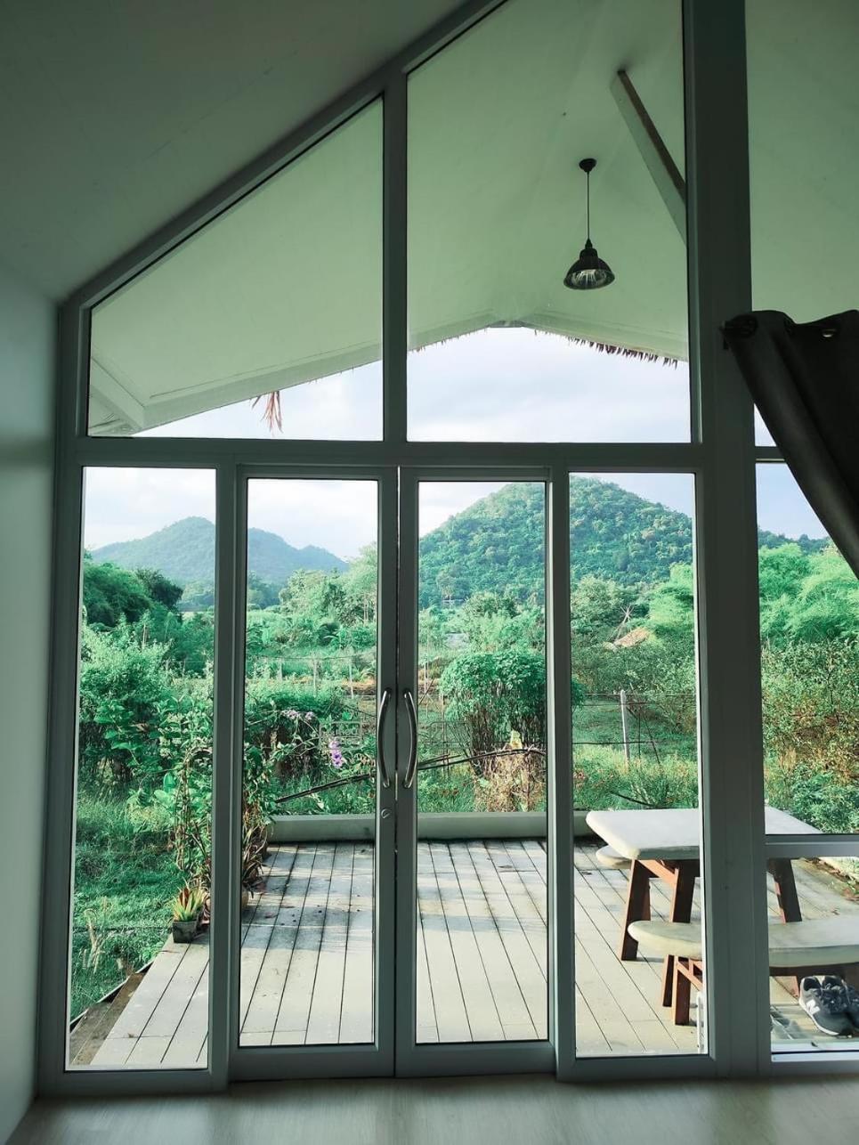 Royal Mountain View Villa Ratchaburi Buitenkant foto